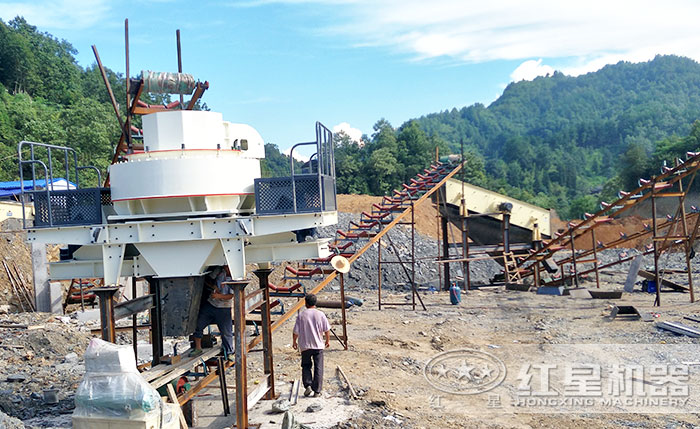 時(shí)產(chǎn)50-60噸建筑垃圾沖擊式破碎機(jī)哪里便宜？河南廠家有推薦嗎？